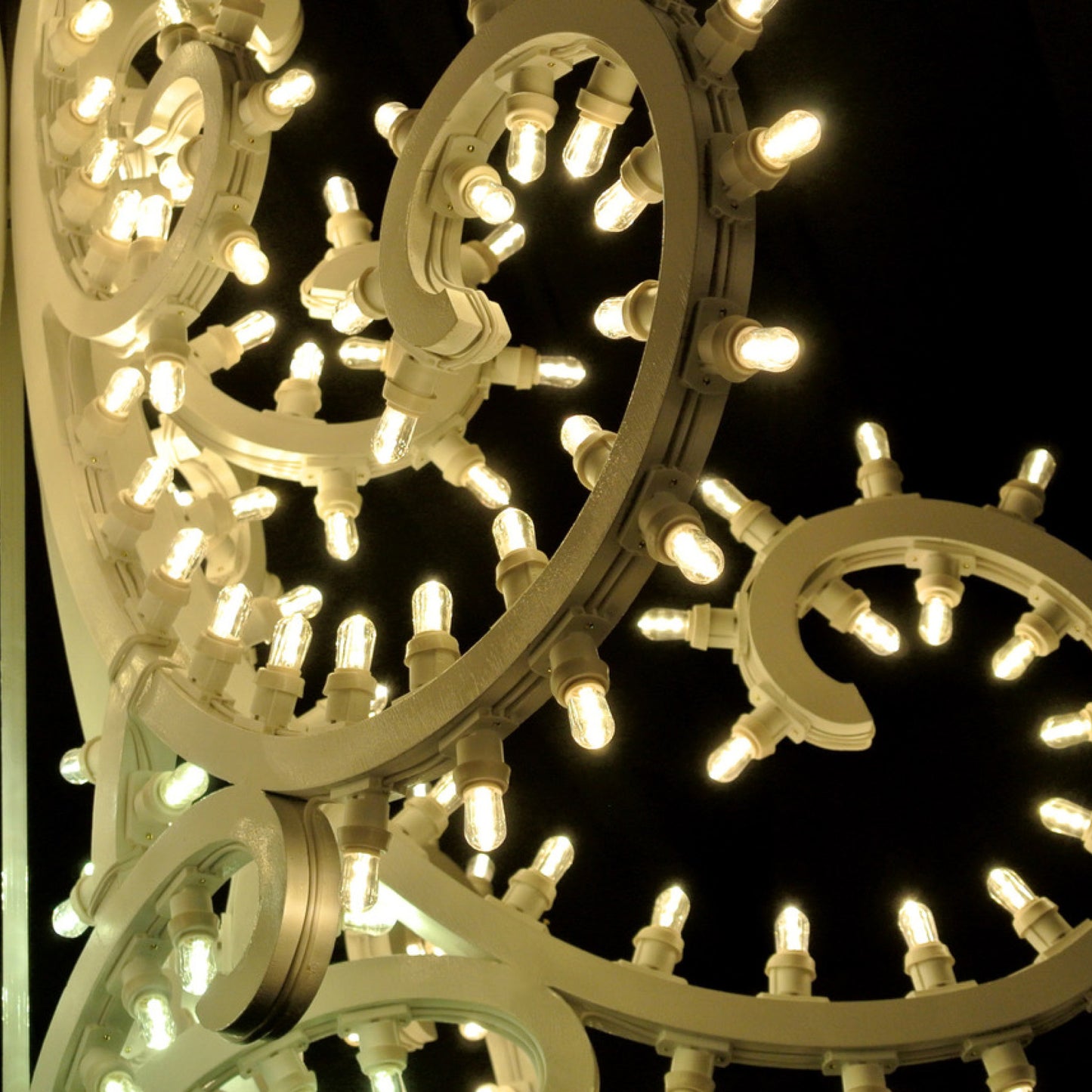 Ricciolo Chandelier