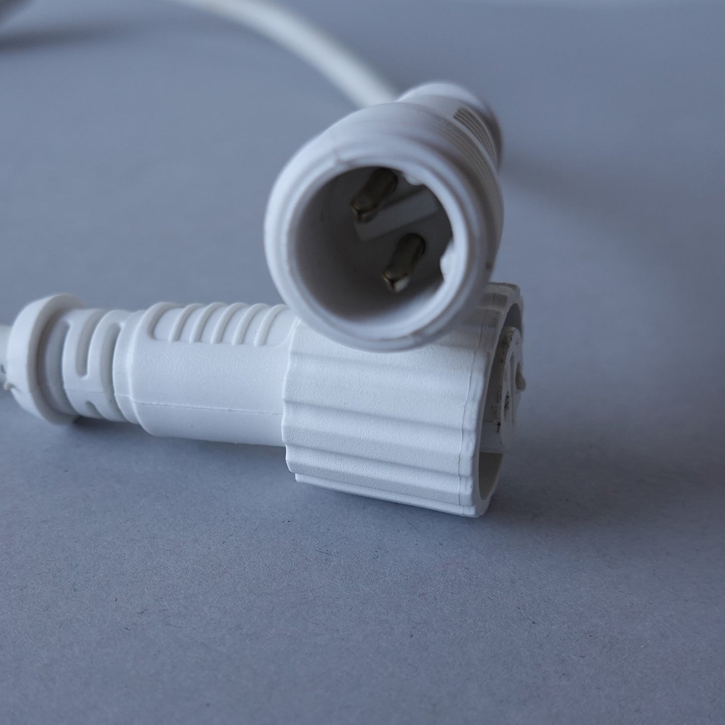 Multiconnettore 3 vie 24V IP44 per esterno cavo bianco stringhe 8m