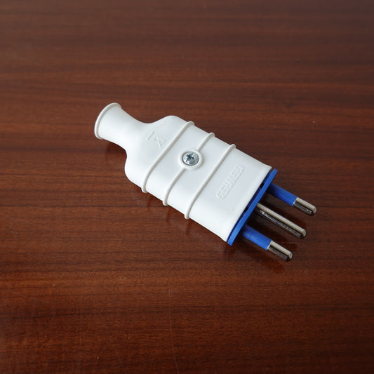 Italian mobile plug 2P+T 10A 250V, white color