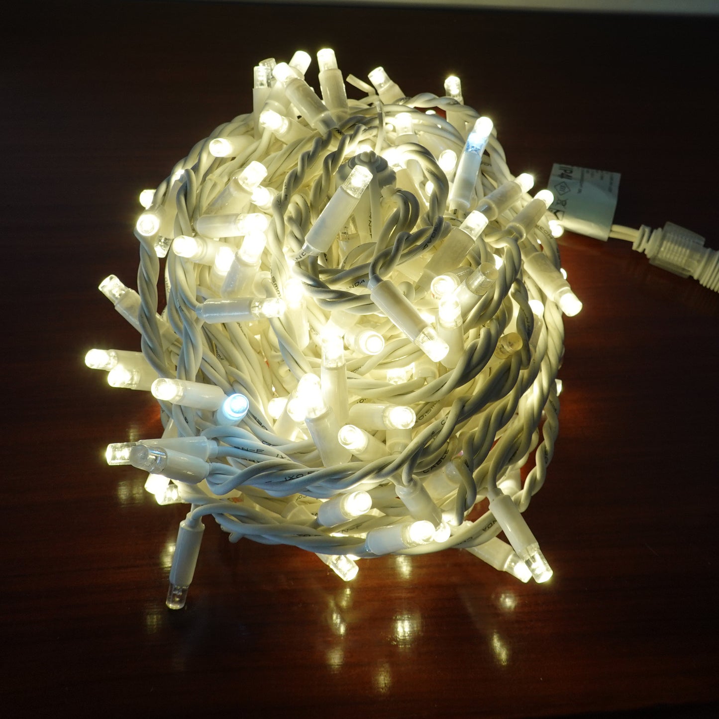 24V 12m 180 LED microLED string with autoflash, white cable for outdoor use
