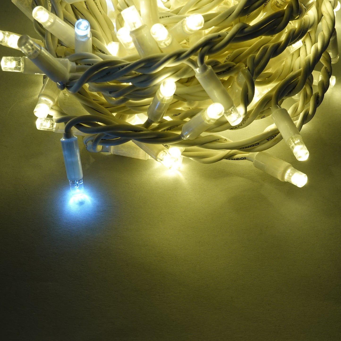 24V 12m 180 LED microLED string with autoflash, white cable for outdoor use