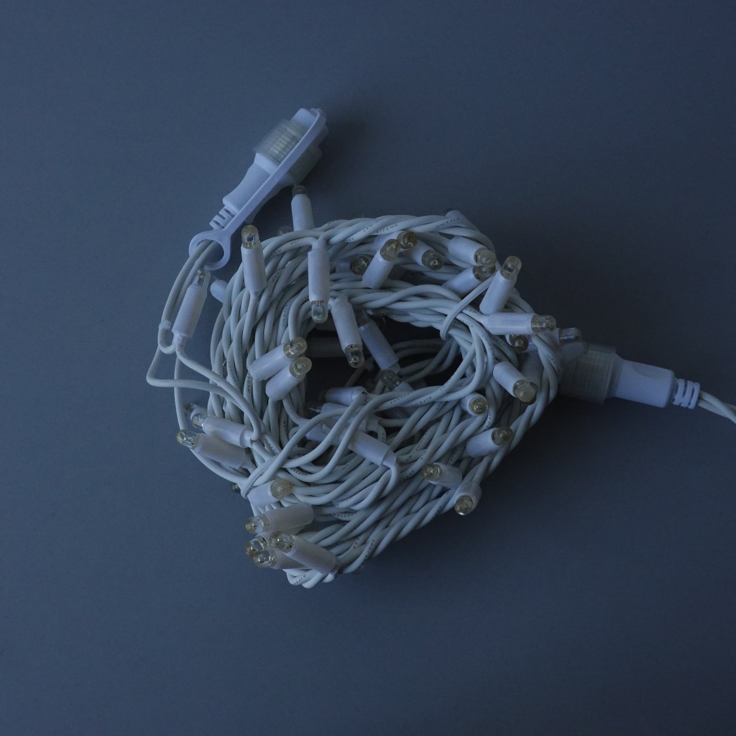230V 12m (3x4m) micro light strings with 180 auto-flash LEDs and white cable