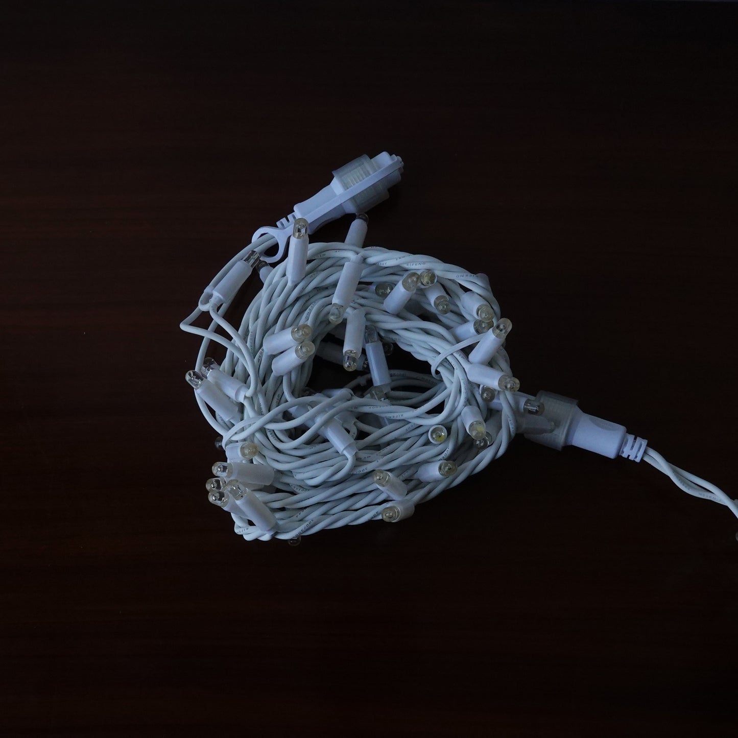 230V 12m (3x4m) micro light strings with 180 auto-flash LEDs and white cable