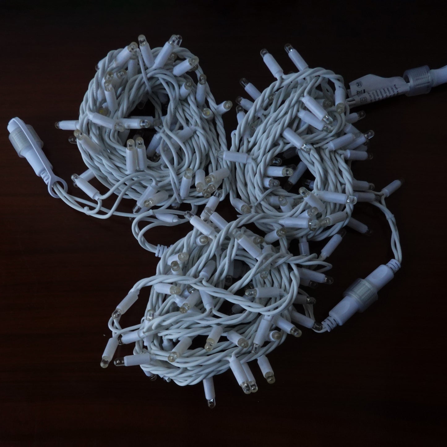 230V 12m (3x4m) micro light strings with 180 auto-flash LEDs and white cable