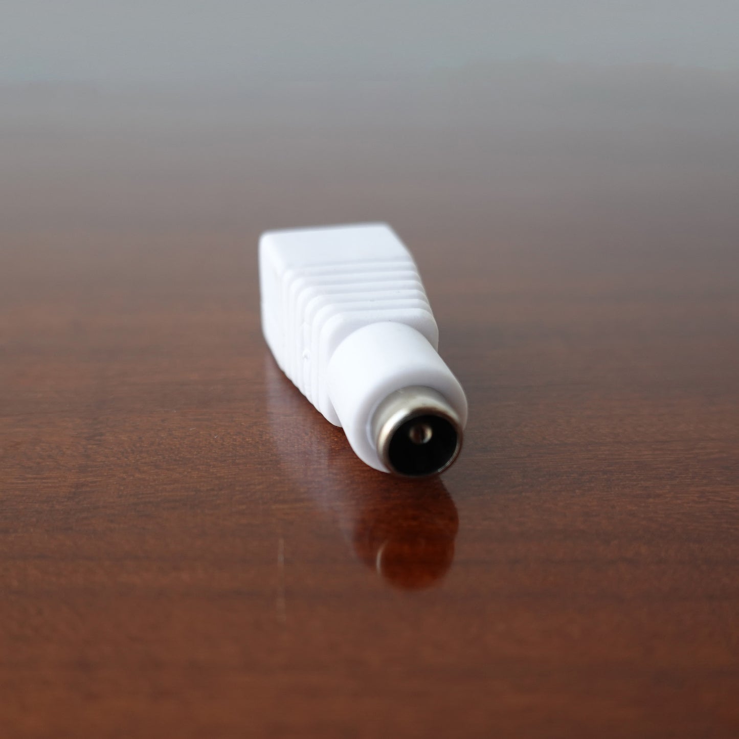 Connettori DC femmina 5,5x2cm bianco per alimentatori e strisce LED 10pz