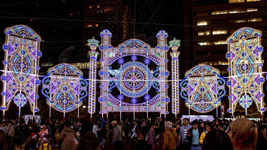 Luminarie albero di Natale: il simbolo delle feste a casa tua