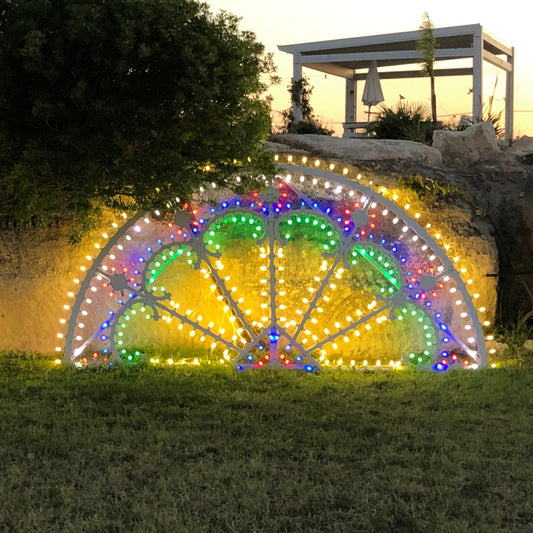 Luminarie da Esterno: Idee di Design per Illuminare Terrazzi e Giardini nel 2025