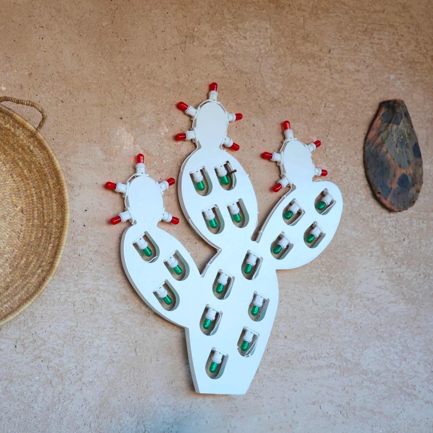 Medium Prickly Pear 