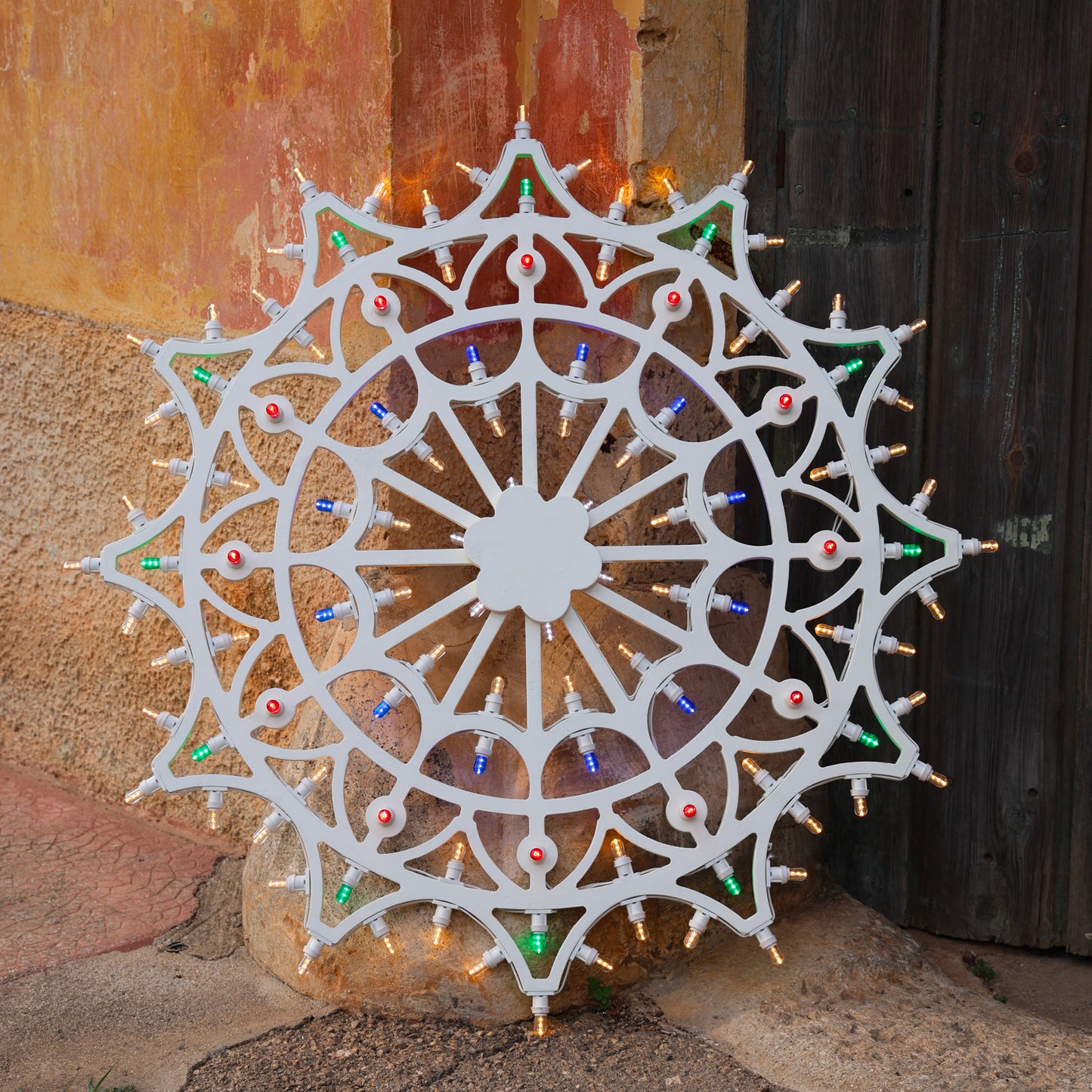 Traditional Rosette 1.3 m 