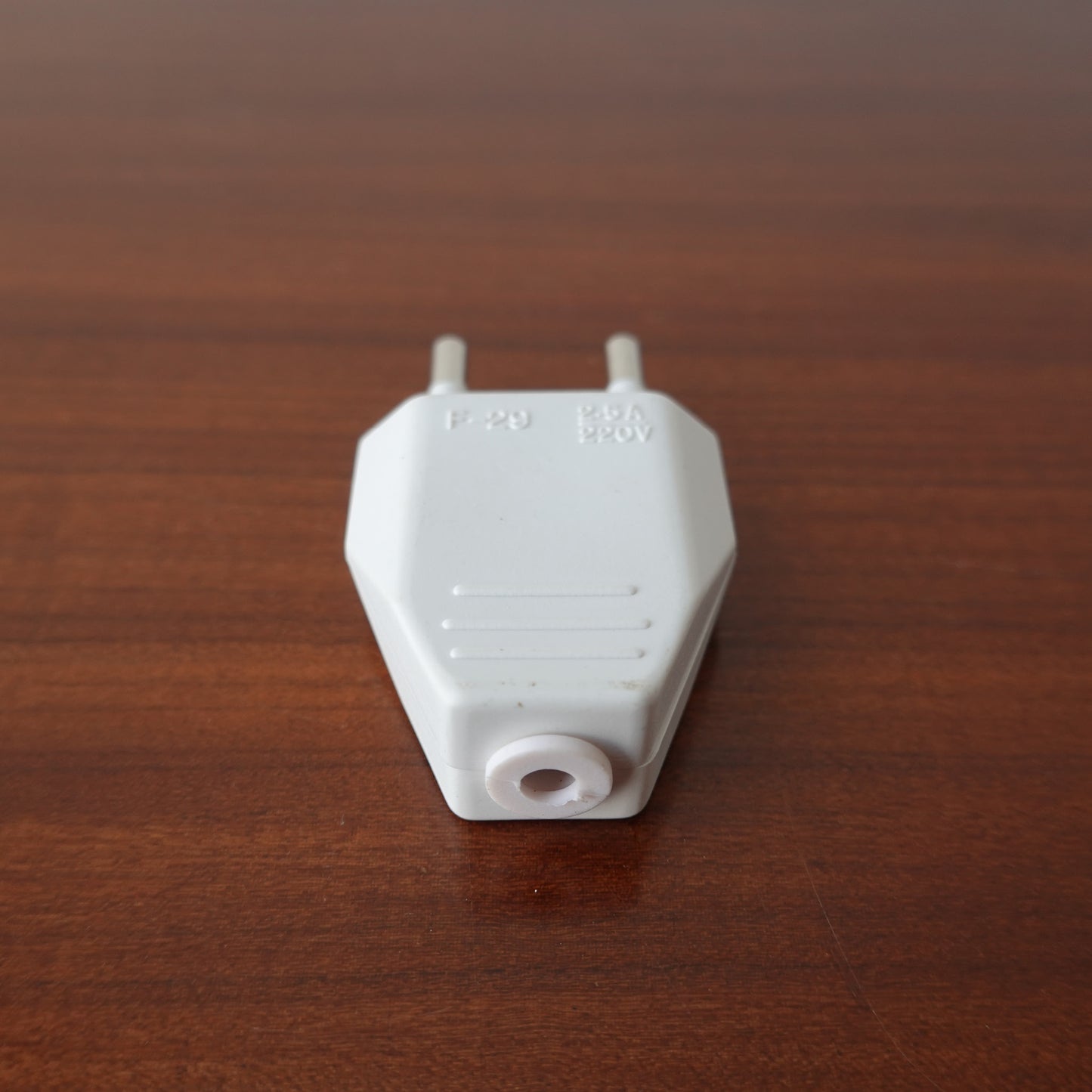 Spina mobile europlug 2P 2,5A 250V, colore bianco (conf. 10 pz)