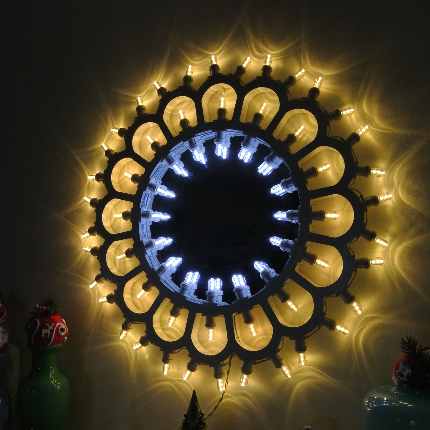 Lace Rosette with Mirror 
